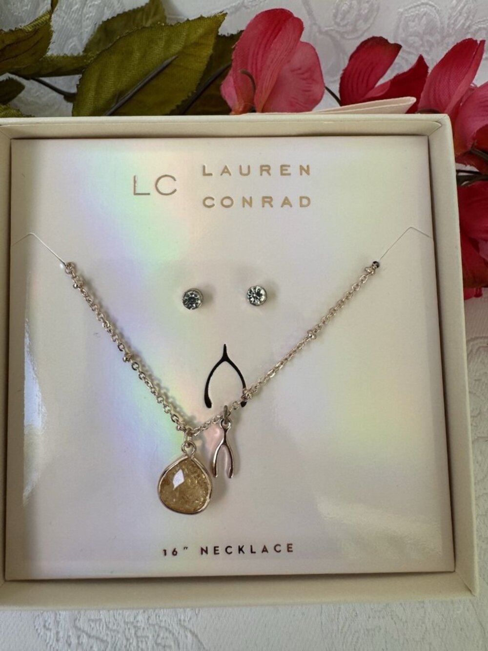 LC Lauren Conrad Goldtone Wishbone Yellow Necklace Earring Set 2 PC Gift Box 16"